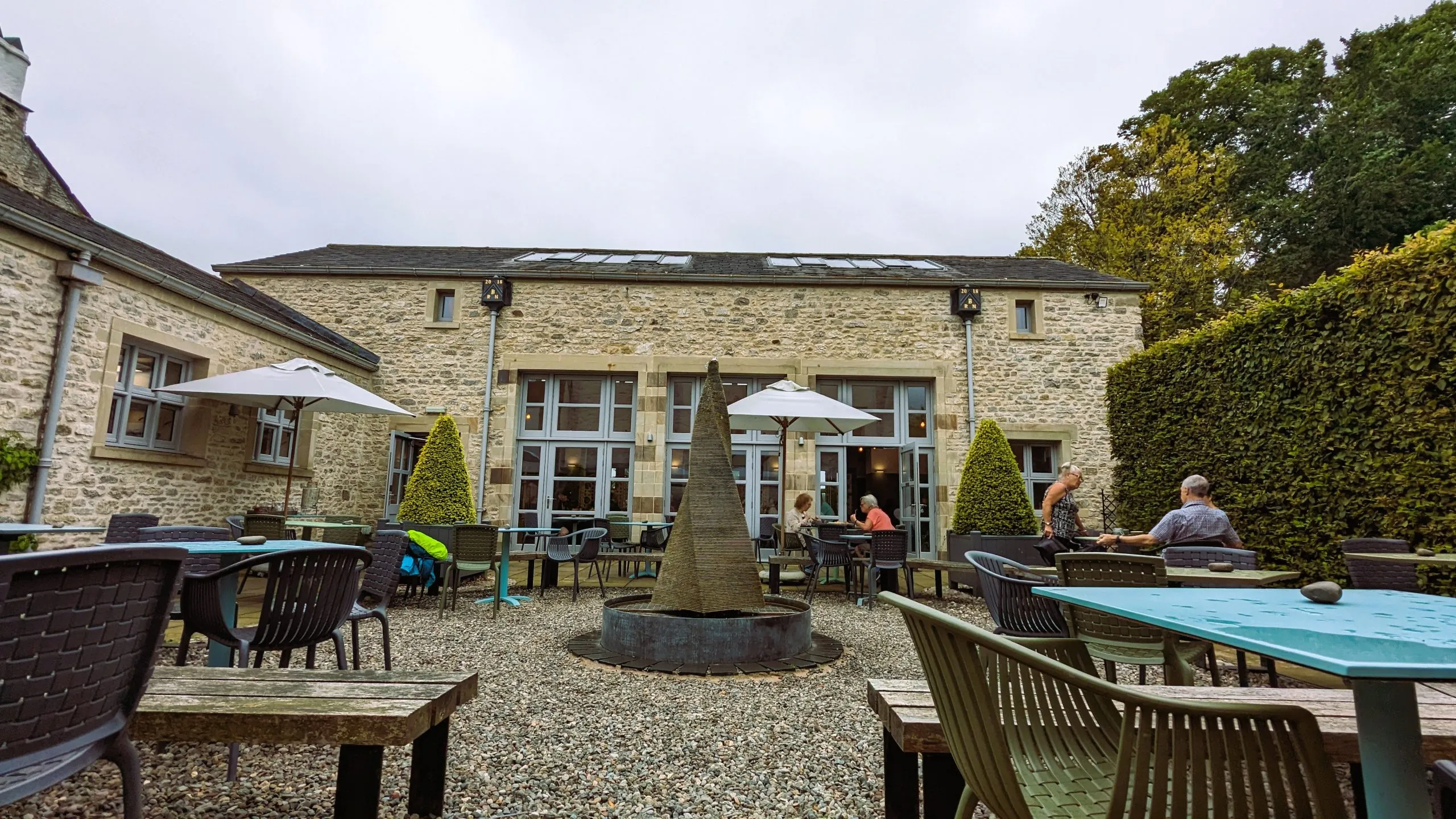 image of Levens Kitchen outdoor dining area