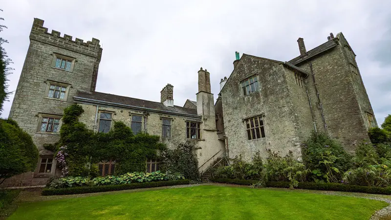 image of the exterior of Levens Hall