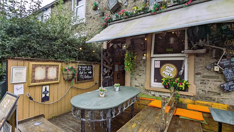 image of the Craft Baa pub in Windermere village